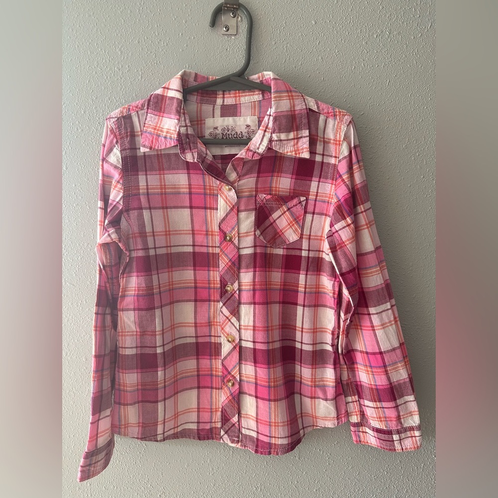 Girls size 6 mudd long sleeve pink plaid shirt